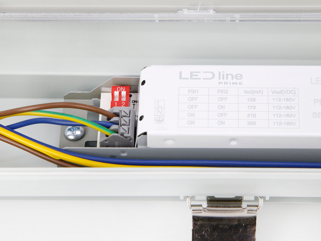 Hermetische armatuur RANGER 3CCT 3K/4K/5K 25-55W 8250lm IP66 150cm grijs PRIME noodmodule LAW 3h AT