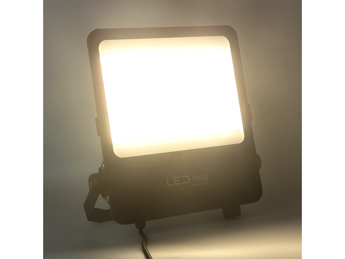 LED line FLOODLIGHT 3CCT (3K/4K/6K) 150W 21000lm 120° IP66 PRIME