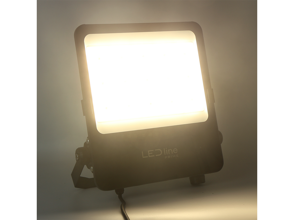 FLOODLIGHT 3CCT(3K/4K/5K) 200W 28000lm 30° IP66 PRIME