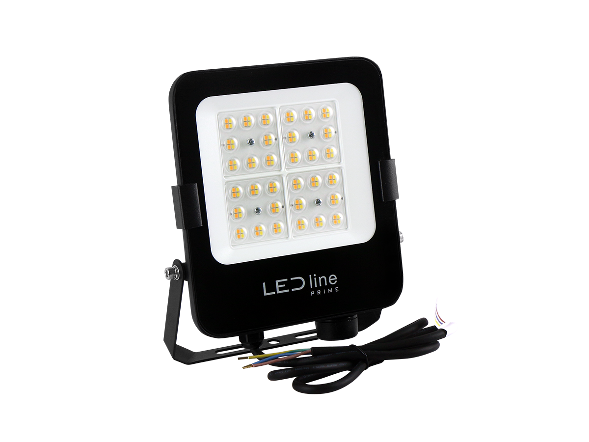 FLOODLIGHT 3CCT (3K/4K/5K) 30W 4200lm T2 IP66 PRIME