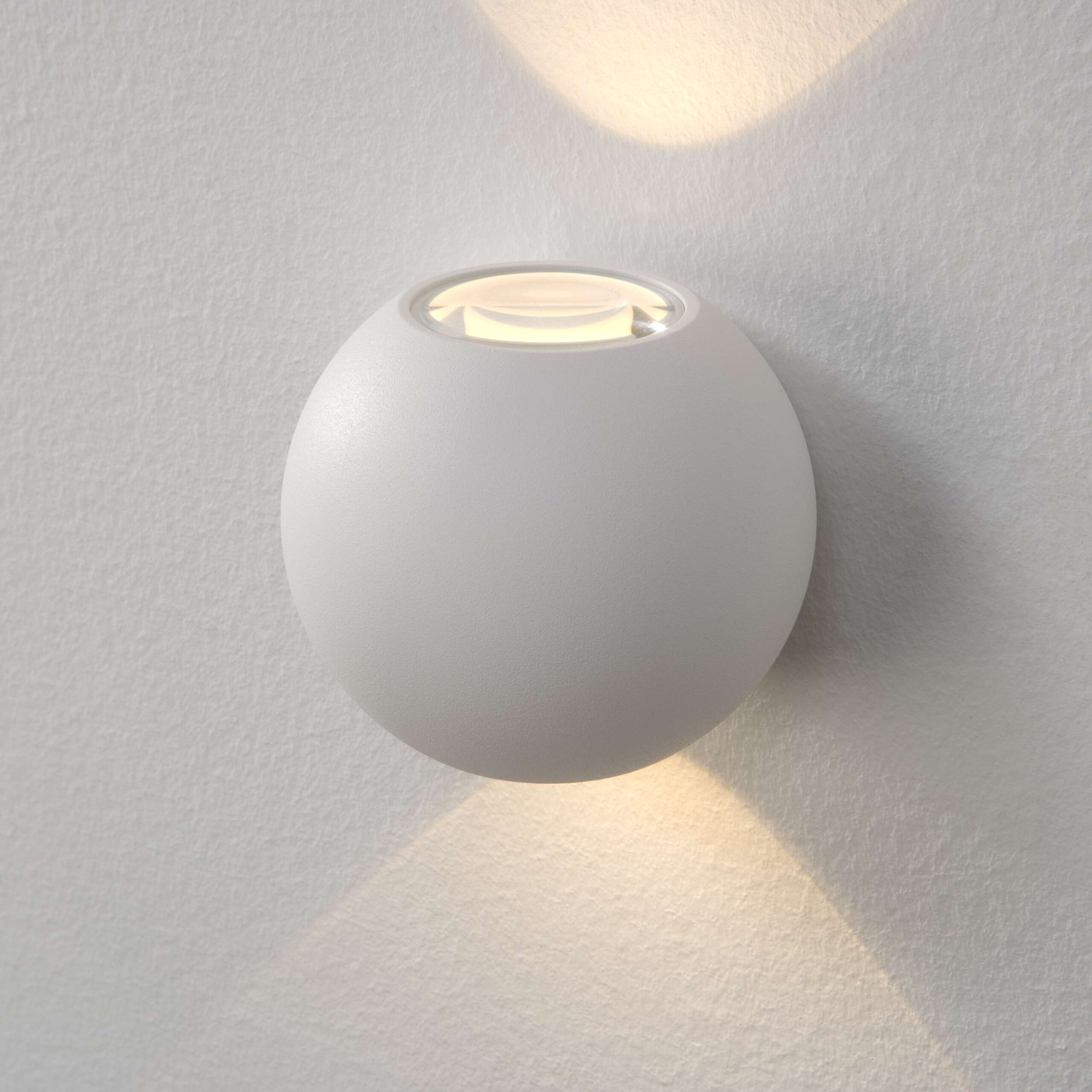 Wandlamp 2l wit "Denver" ?10cm IP54 dimbaar LED 2x4W 2700K 2x440lm - Afbeelding 2
